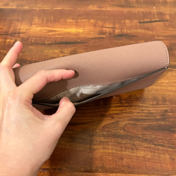 Michael Kors Callie Dusty Rose Wallet(Like New) - Picture 7 of 11